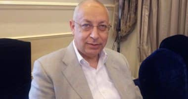 دكتور أحمد سيد زكي نائب جراحة مسالك بولية